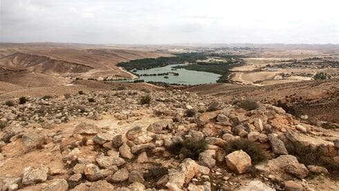 Lago Yeruham. 