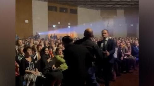 Incidentes durante el recital del Coro Turetsky en Jerusalem. 