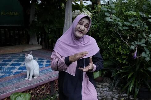 Shinta Ratri, fundadora de la escuela islámica Al Fatah para mujeres transgénero. (AP) Shinta Ratri, fundadora de la escuela islámica Al Fatah para mujeres transgénero.