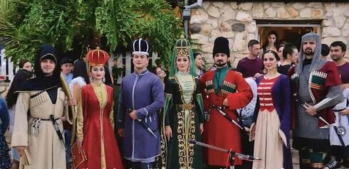 La cultura circasiana sigue viva en Kfar Kama. 