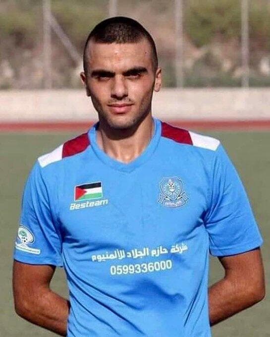 Ahmad Atef Mustafa Daraghma, jugador de fútbol palestino que murió en medio de enfrentamientos entre las FDI y manifestantes en Cisjordania. (Ynet) Ahmad Atef Mustafa Daraghma, jugador de fútbol palestino que murió en medio de enfrentamientos entre las FDI y manifestantes en Cisjordania.