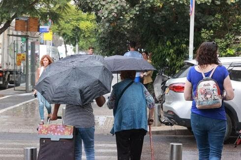 Un invierno con pocas lluvias y pocos paraguas en Israel. 
