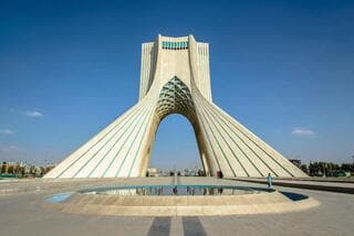 Torre Azari Teherán