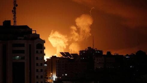 Las FDI atacan Gaza el viernes temprano. 