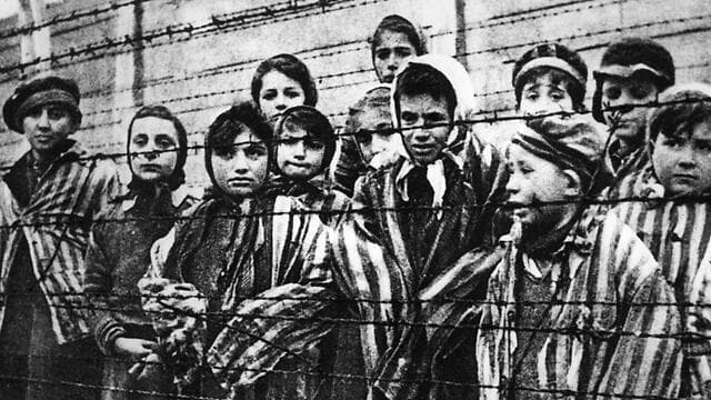 Prisioneros en Auschwitz.
