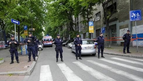 Secuelas de un tiroteo en una escuela serbia el miércoles.