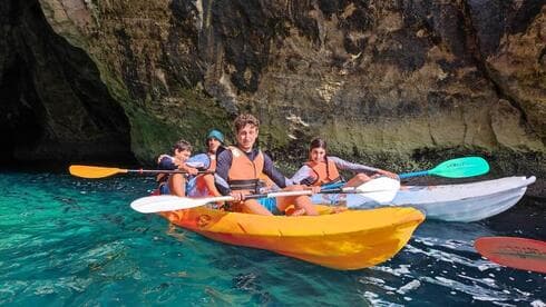 Kayak en Rosh Hanikra.