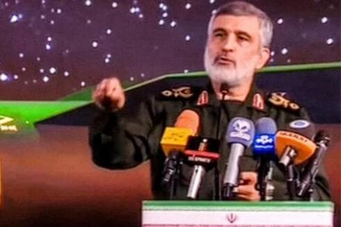 El general Amir Ali Hajizadeh, calificó el nuevo armamento como un "gran salto" en la capacidad defensiva de Irán. (Captura de pantalla) El general Amir Ali Hajizadeh, calificó el nuevo armamento como un "gran salto" en la capacidad defensiva de Irán.
