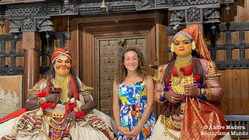 Kathakali, danza y arte tradicional de Kerala. 