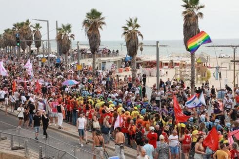 Miles de personas participaron en un Desfile del Orgullo celebrado en Tel Aviv. (Dana Kopel) Miles de personas participaron en un Desfile del Orgullo celebrado en Tel Aviv.