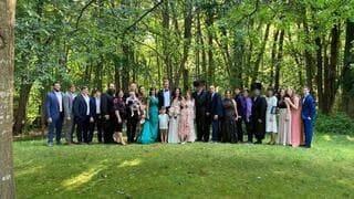 Sara Friedman con su familia extendida