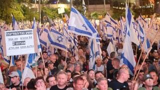 Protesta contra la reforma judicial en Haifa. 