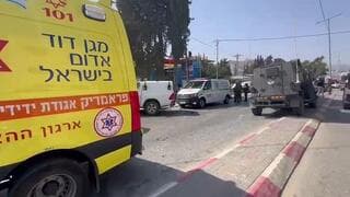 Ambulancia de MDA en el lugar del ataque en Huwara. 