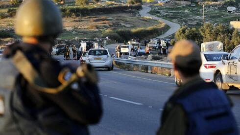 Fuerzas de Defensa de Israel en la Ruta 60 en Cisjordania.