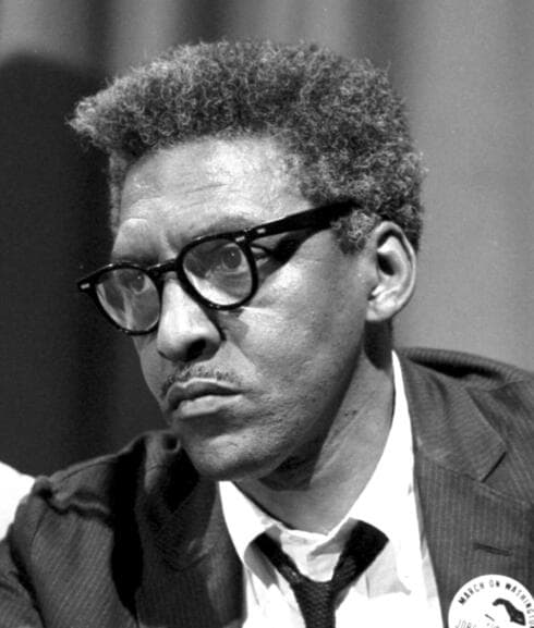Bayard Rustin jugó un importante papel en la organización de la Marcha sobre Washington en 1963. (Wikipedia) Bayard Rustin jugó un importante papel en la organización de la Marcha sobre Washington en 1963.