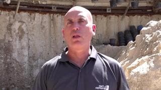 Yiftah Shalev, director de excavaciones, de la Autoridad de Antigüedades de Israel. 