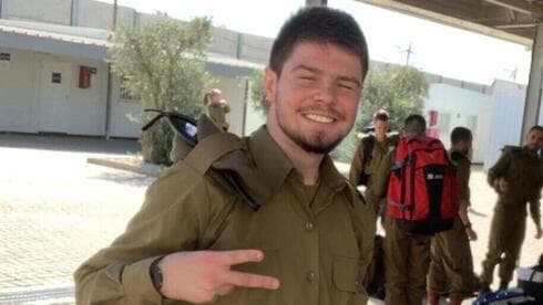 El soldado asesinado Maxim Mulchanov. "Siempre sonreía", según sus compañeros. (Ynet) El soldado asesinado Maxim Mulchanov. "Siempre sonreía", según sus compañeros.