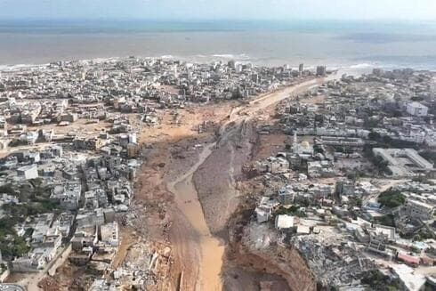 Vista aérea del desastre en Derna, Libia. 