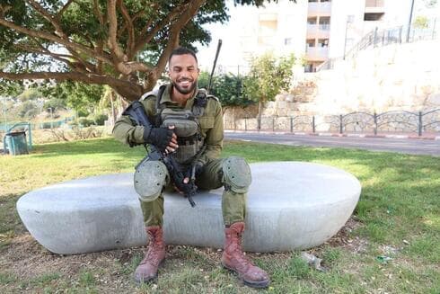 El comandante Shimon Abraham.