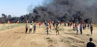 Aumentan los disturbios de palestinos en la valla fronteriza con Gaza.