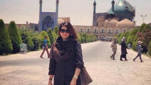 Mujeres iraníes fotografiadas sin hiyab.