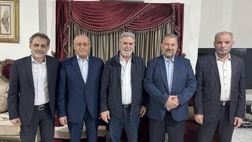 Altos cargos de las facciones palestinas se reúnen el domingo en Beirut.