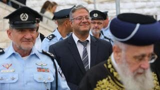 El ministro de Seguridad Nacional, Itamar Ben Gvir, con el comisario de Policía, Kobi Shabtai.
