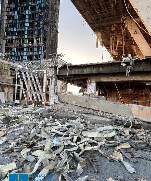 Daños causados por un dron enviado desde Rusia a Ucrania.