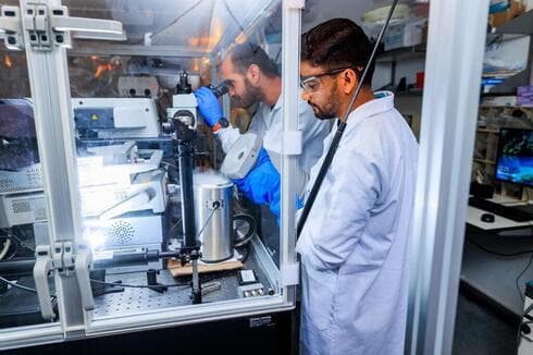 Investigadores trabajan en la Universidad Bar-Ilan. 