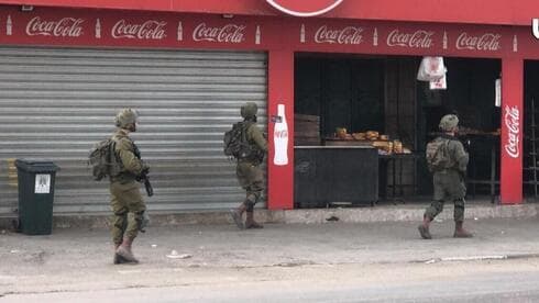 Soldados israelíes en Huwara, Cisjordania. 
