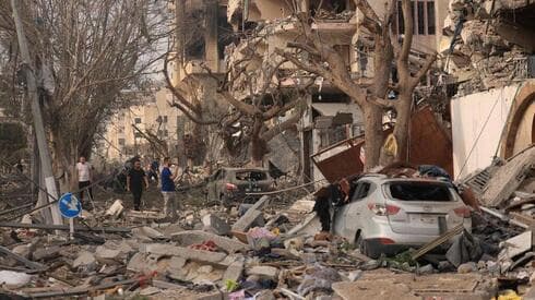 Destrozos en Israel un día después de fuertes ataques con cohetes desde Gaza. (Ynet) Destrozos en Israel un día después de fuertes ataques con cohetes desde Gaza.