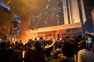 Protesta frente a la embajada de Israel en Turquía. 