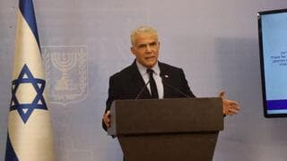 "Si todos son responsables, nadie es responsable", expresó Lapid. 