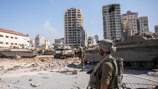 Fuerzas blindadas de las FDI en la Franja de Gaza