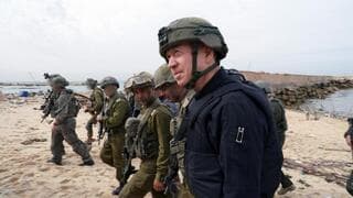 Ministro de Defensa, Yoav Galán