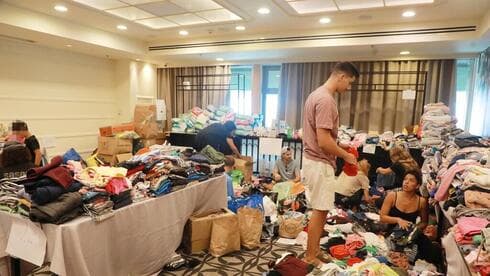 Voluntarios en el Hotel Herodes al comienzo de la guerra. 