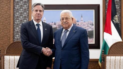 Blinken con Abbas en Ramallah.