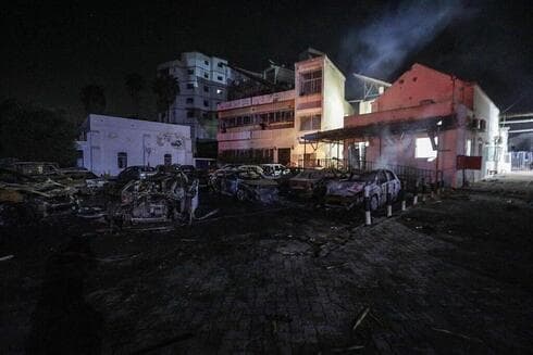 Cohete impacta en hospital de Gaza