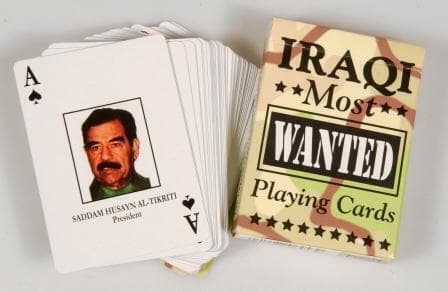 Los Ases en la baraja de cartas son Ismail Haniyeh y Khaled Mashal, los jefes actuales y anteriores (Ynet) Barajas de cartas