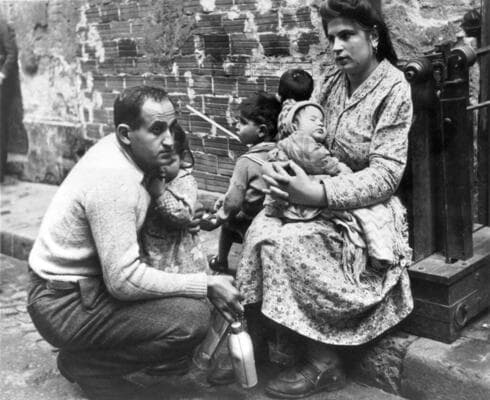 Refugiados judíos en Argel, 1949.