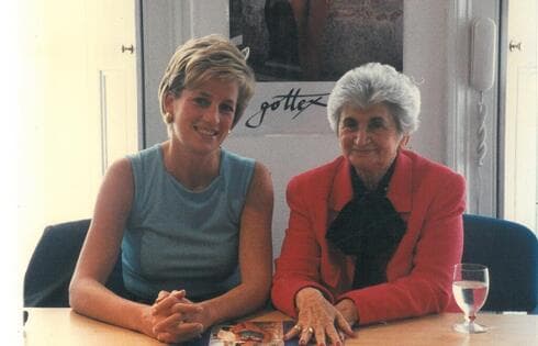 La princesa Diana y Lea Gottlieb