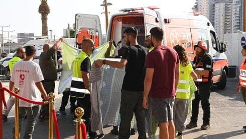 Evacuación de los heridos del Kibbutz Be'eri al Hospital Soroka
