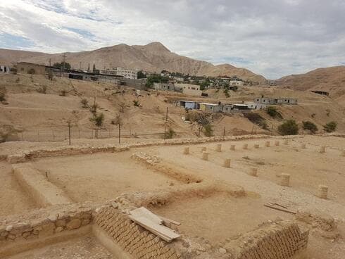 Ruinas de la fortaleza hasmonea en Jericó