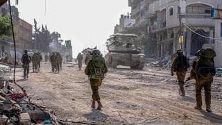 Tropas de las FDI patrullando Gaza