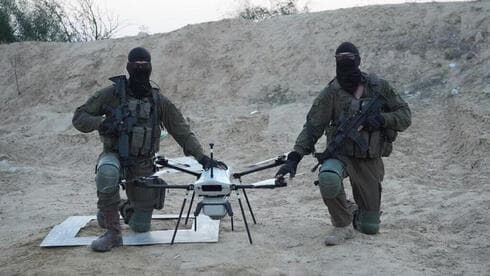 El actual comandante de la unidad es el coronel Dvir Hever, que era un amigo personal cercano de Roi. (Tomer Shunam Halevi ) Unidad Fantasma