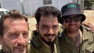 Dos de los soldados caídos este miércoles antes de partir a la Franja de Gaza.
