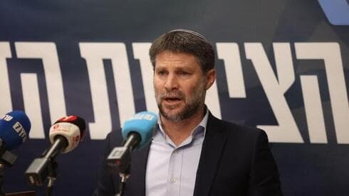 Smotrich exige venganza pero hasta hace poco retaceaba soluciones a la población drusa de Israel. . (Alex Klomoisky) Smotrich: "Me reuní con las familias de los secuestrados, no los engañé".