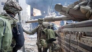 Combatientes de las FDI en la Franja de Gaza. La guerra intensificó la oposición a la exención. 