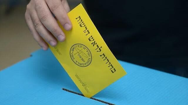 Baja afluencia de votantes para las elecciones locales. 