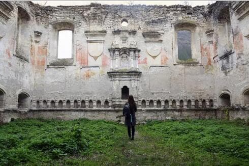 Restos de una antigua sinagoga en Moldavia.